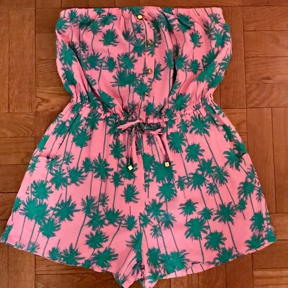 Strapless pink romper with palm tree print - Picture 3 of 7